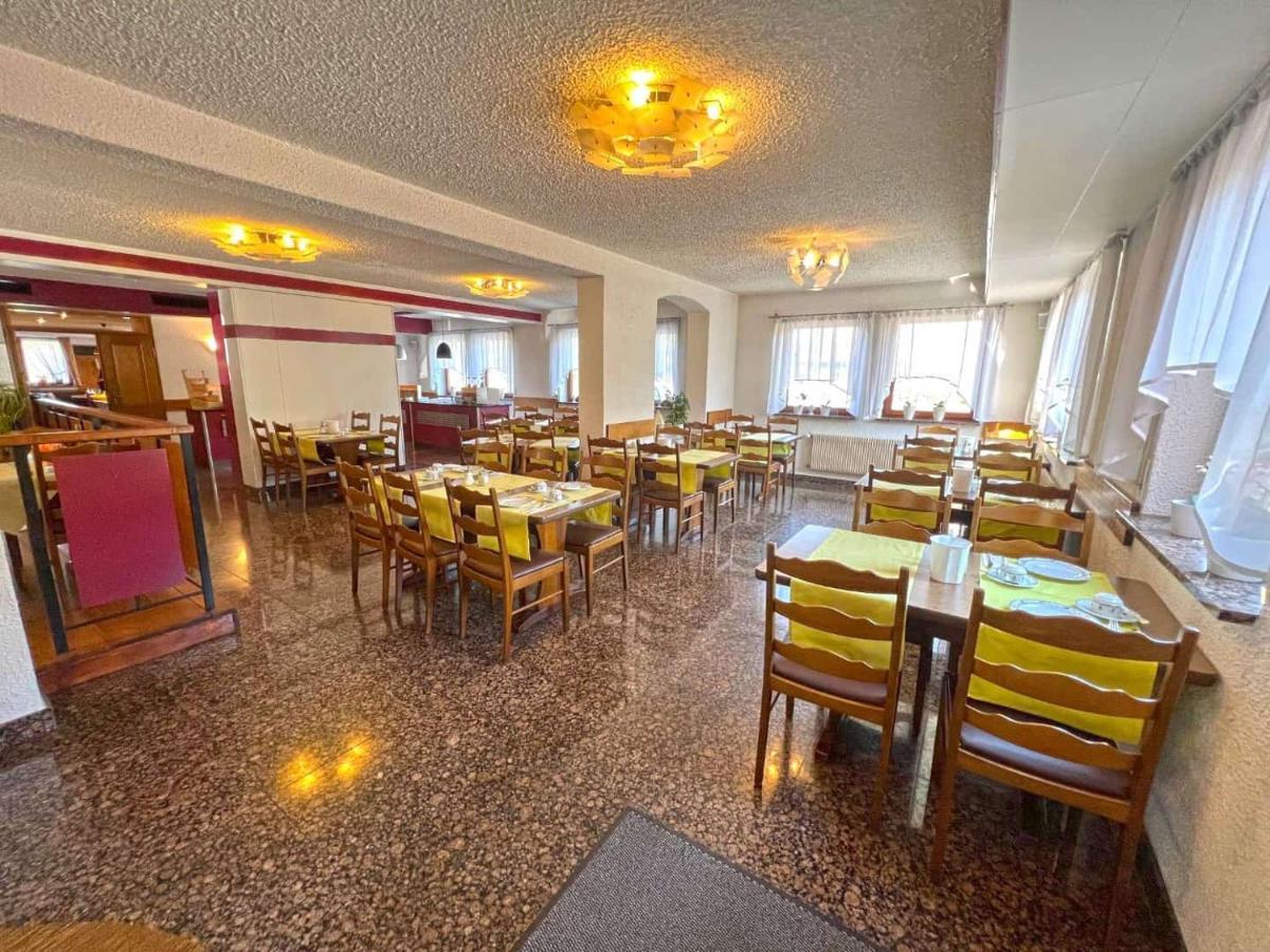 Hotel Und Restaurant Nehrener Hof Exteriér fotografie