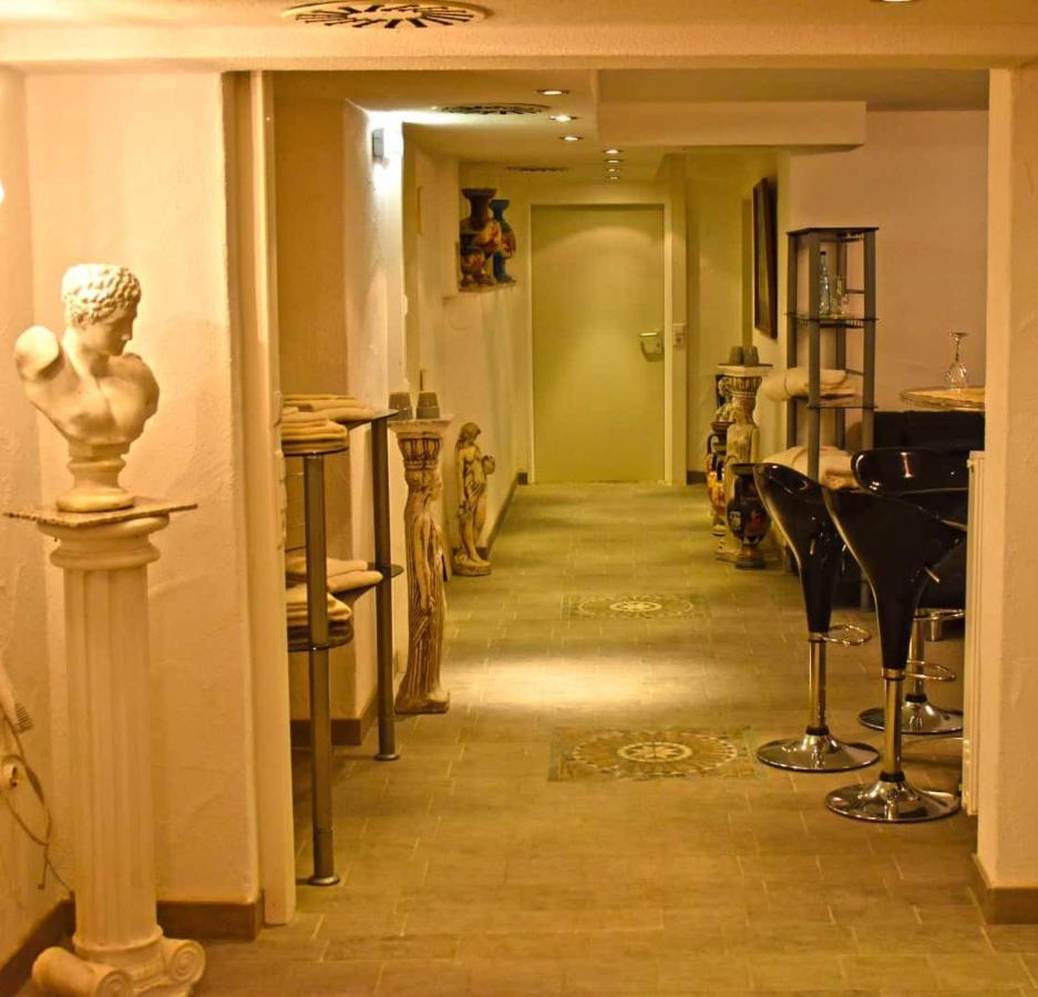 Hotel Und Restaurant Nehrener Hof Exteriér fotografie